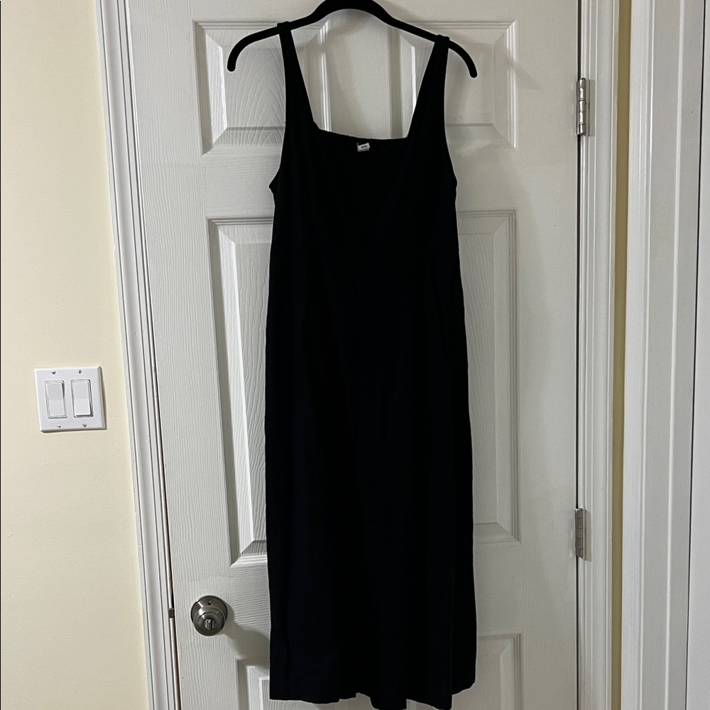 Old Navy Black Midi Dress